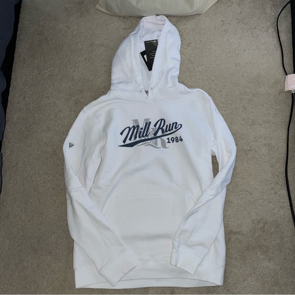 Golf Sweater BNWT - Picture 3 of 3